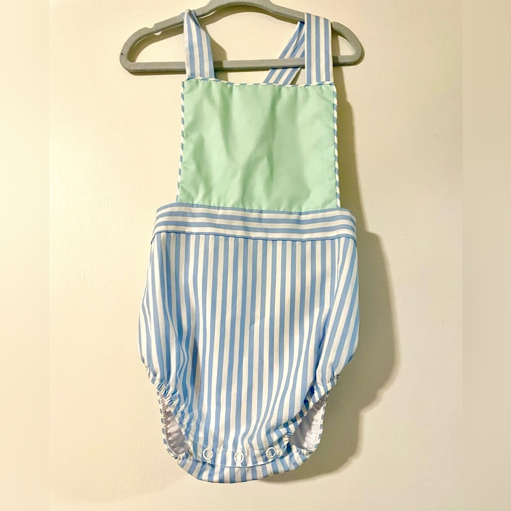 Beaufort Bonnet Company bubble. Never worn new with tags. Size 2T